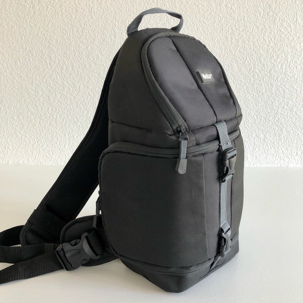 VIVITAR DKS-15 Sling Backpack for DSLR System